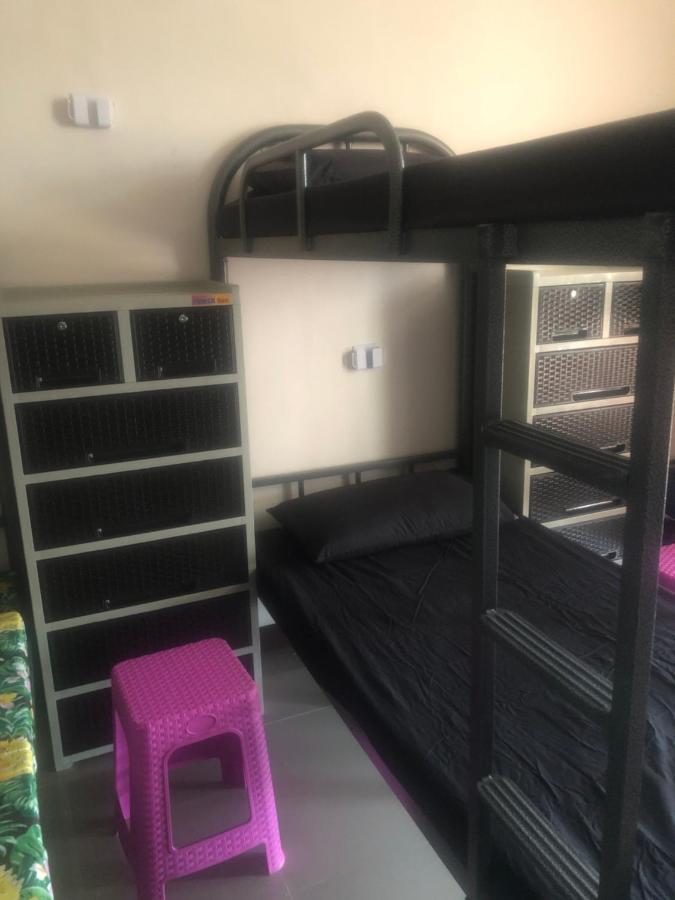Saekyung Condominium Dormitory Ladies Only 麦克坦 外观 照片