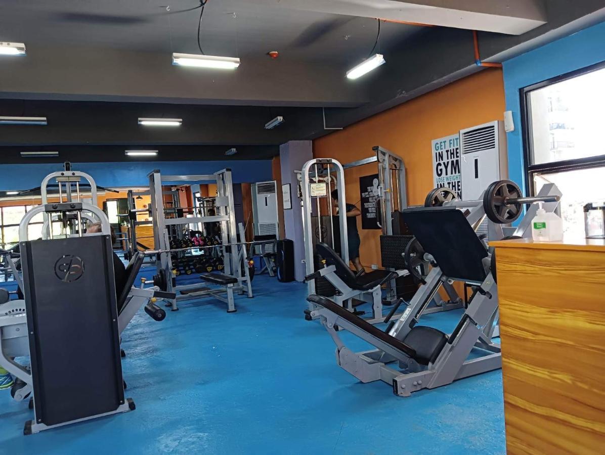 Saekyung Condominium Dormitory Ladies Only 麦克坦 外观 照片