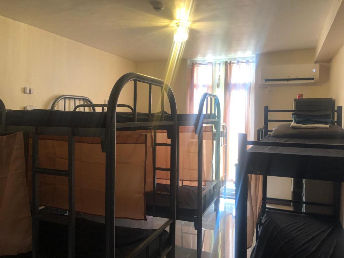 Saekyung Condominium Dormitory Ladies Only 麦克坦 外观 照片